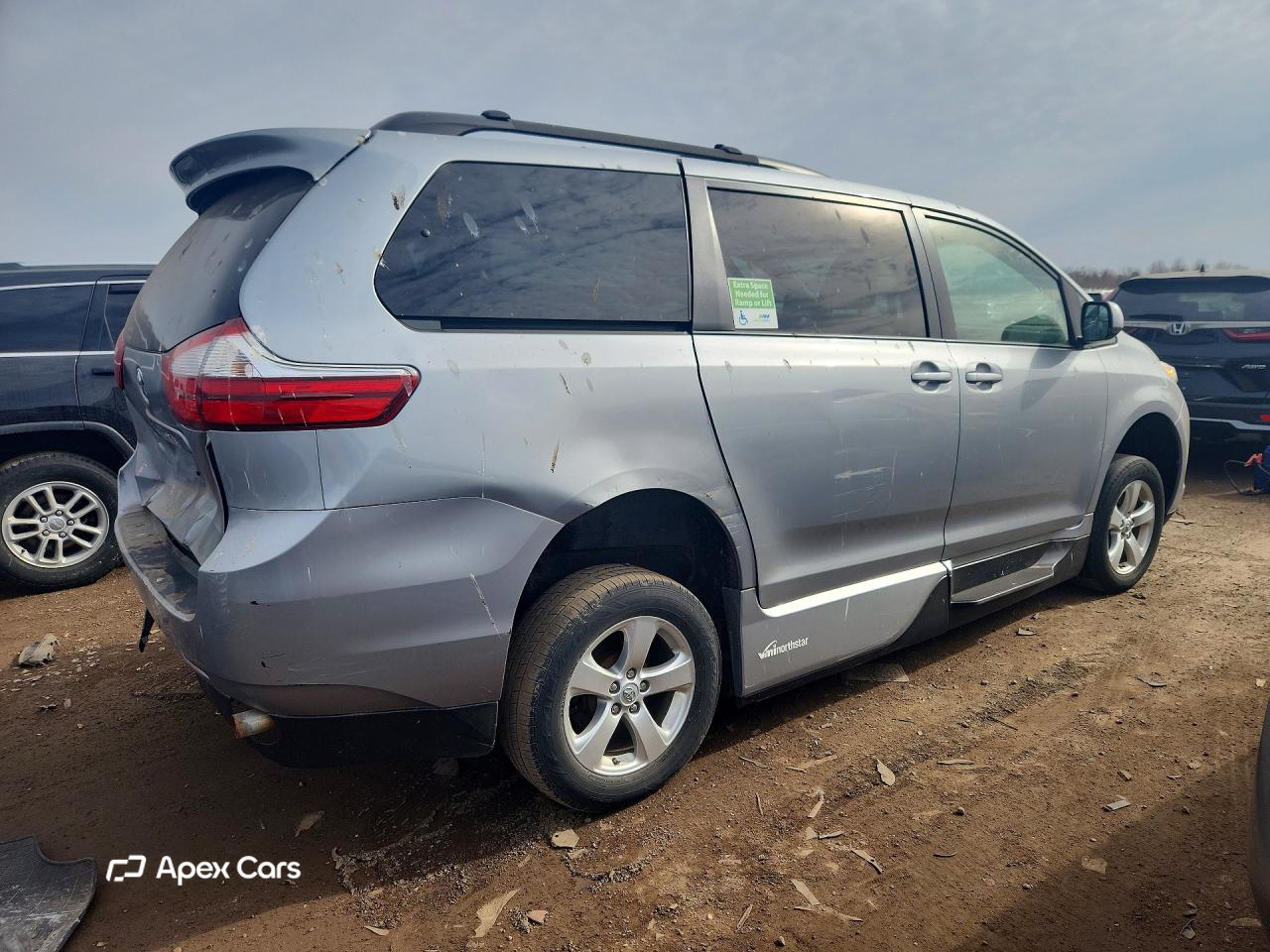 Toyota Sienna 2015