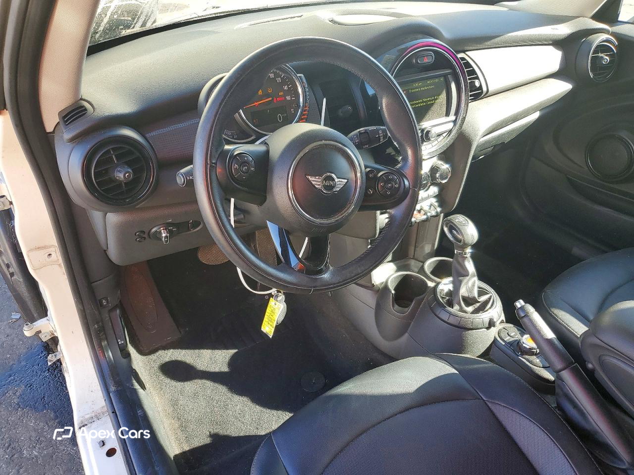 MINI Cooper 2015
