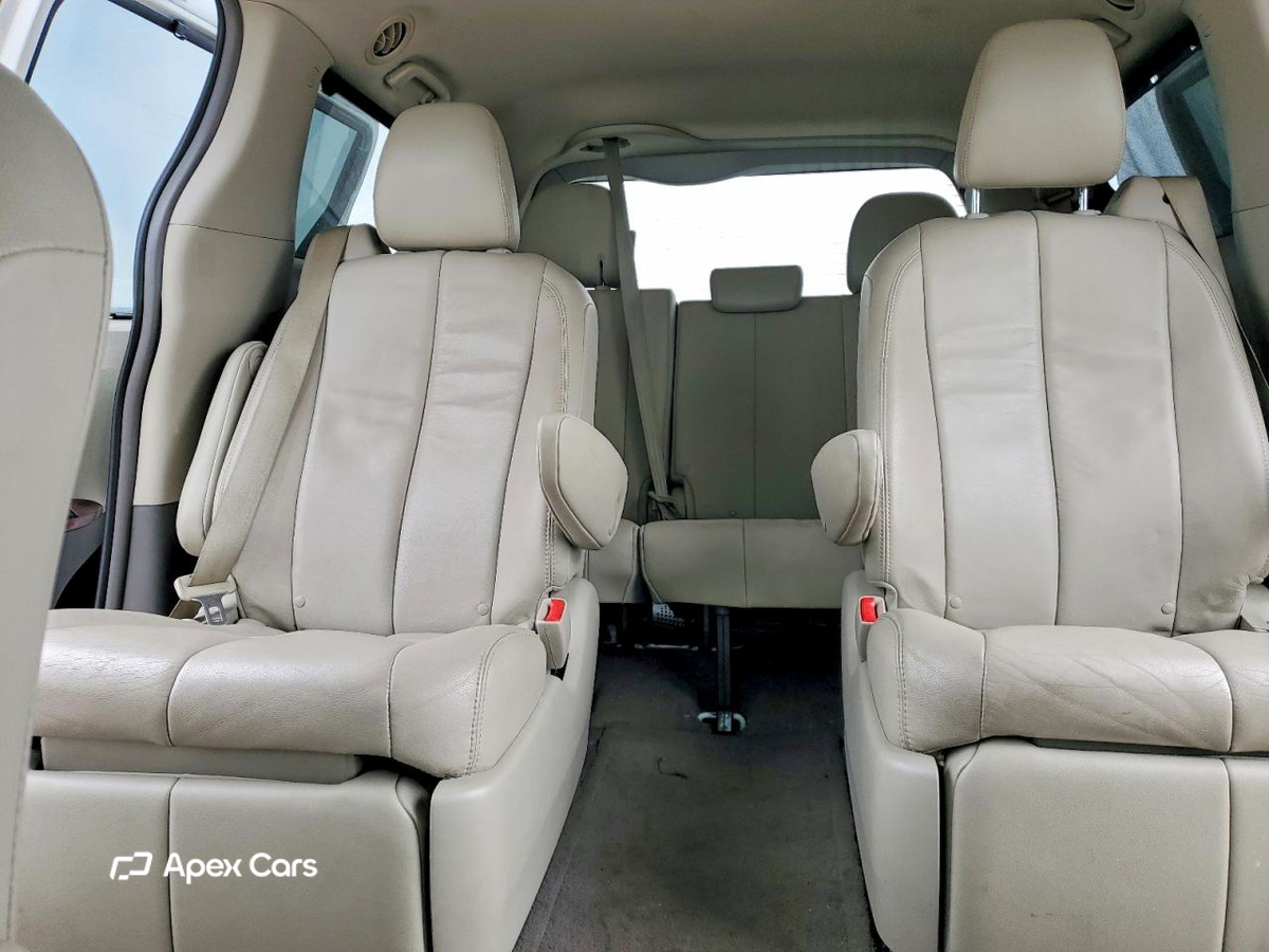Toyota Sienna 2013