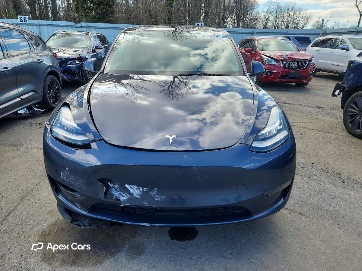 Tesla Model Y 2021