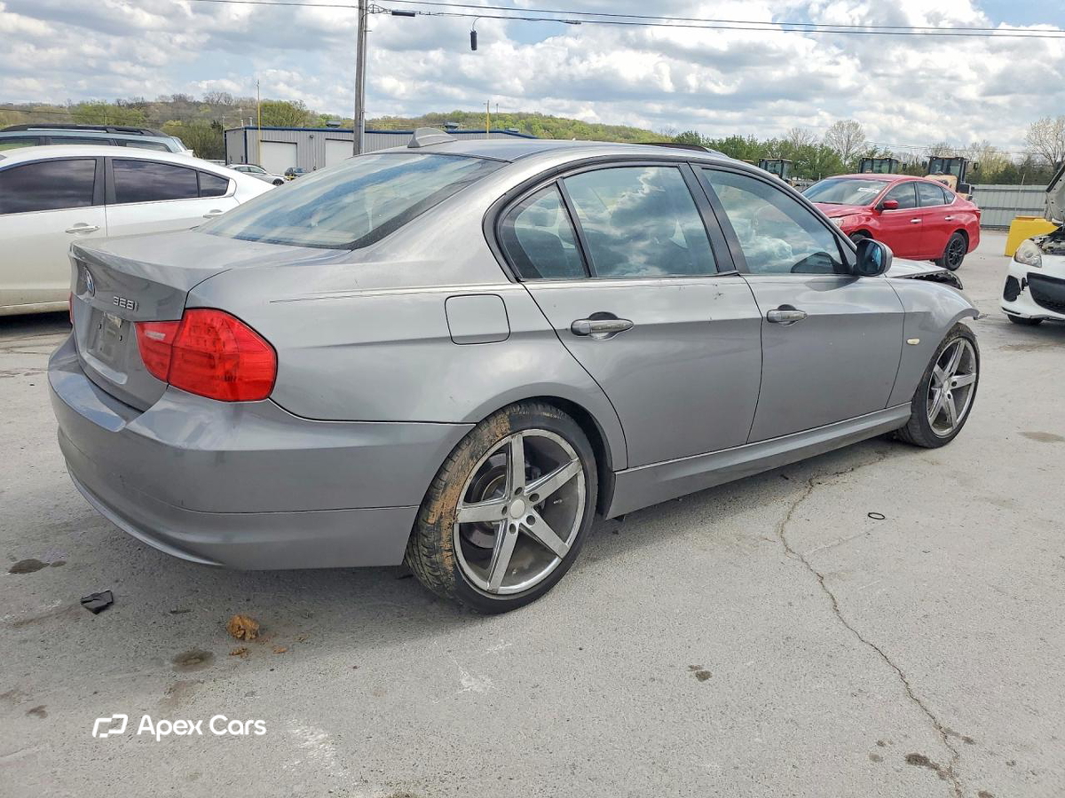 BMW Series 3 2009