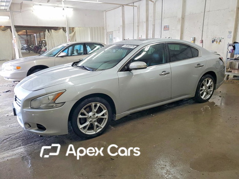 Nissan Maxima 2012 - Image 1 of 13