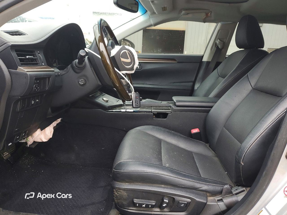 Lexus ES 2015