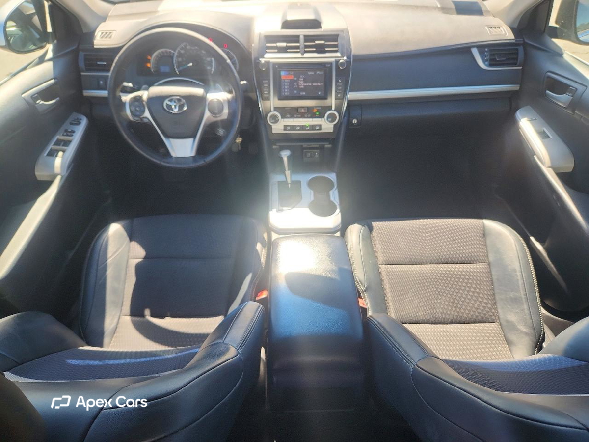 Toyota Camry 2012