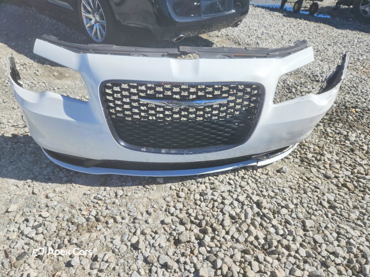 Chrysler 300 2019