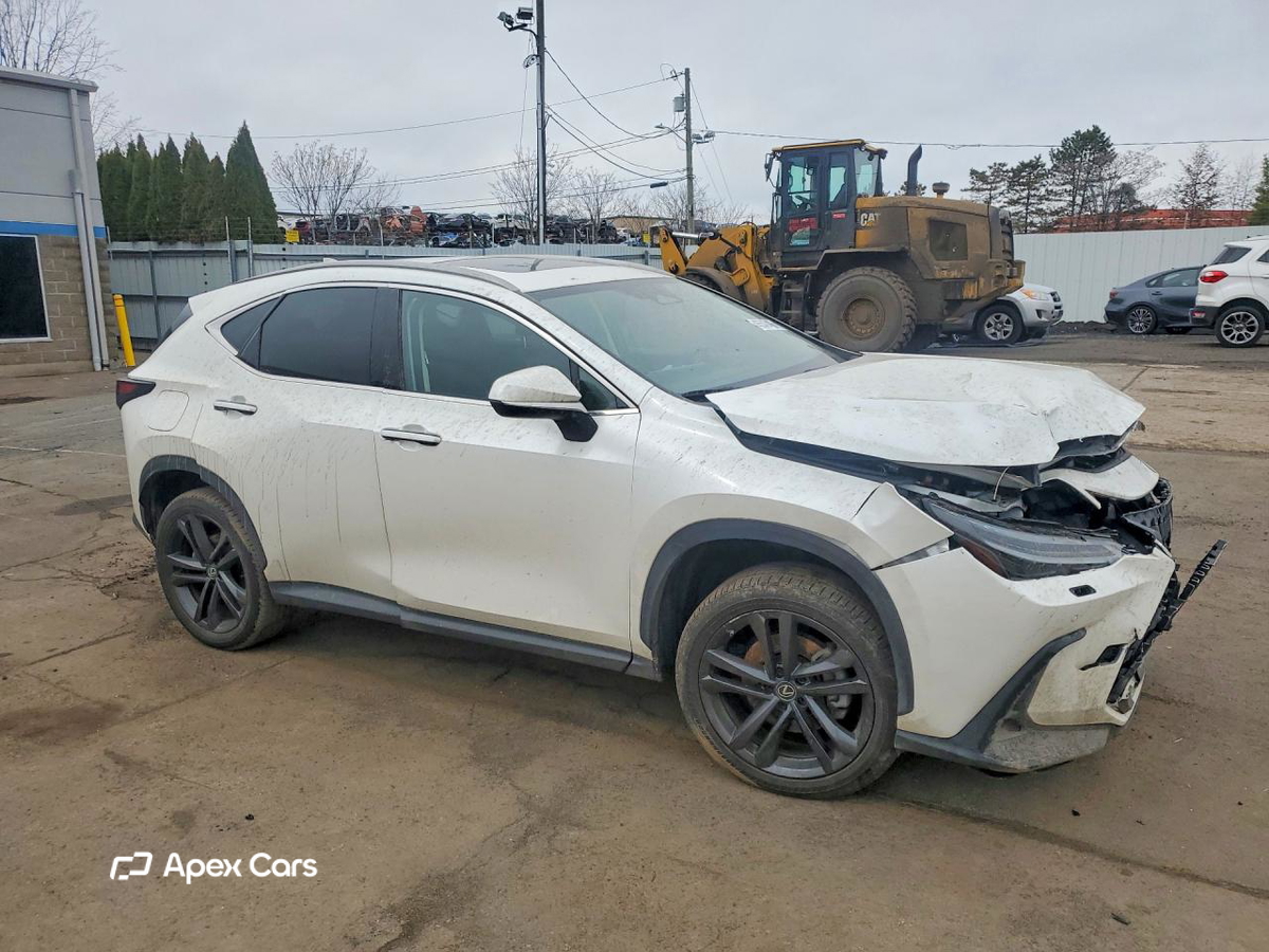 Lexus NX 2023