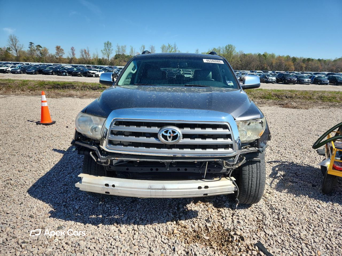 Toyota Sequoia 2014