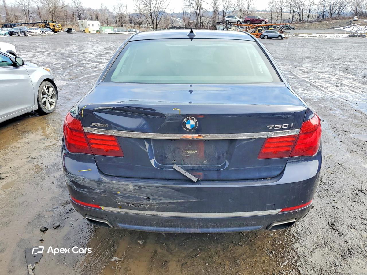 BMW Series 7 2014
