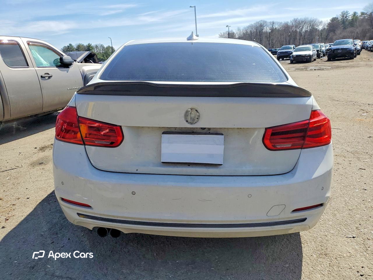 BMW Series 3 2016