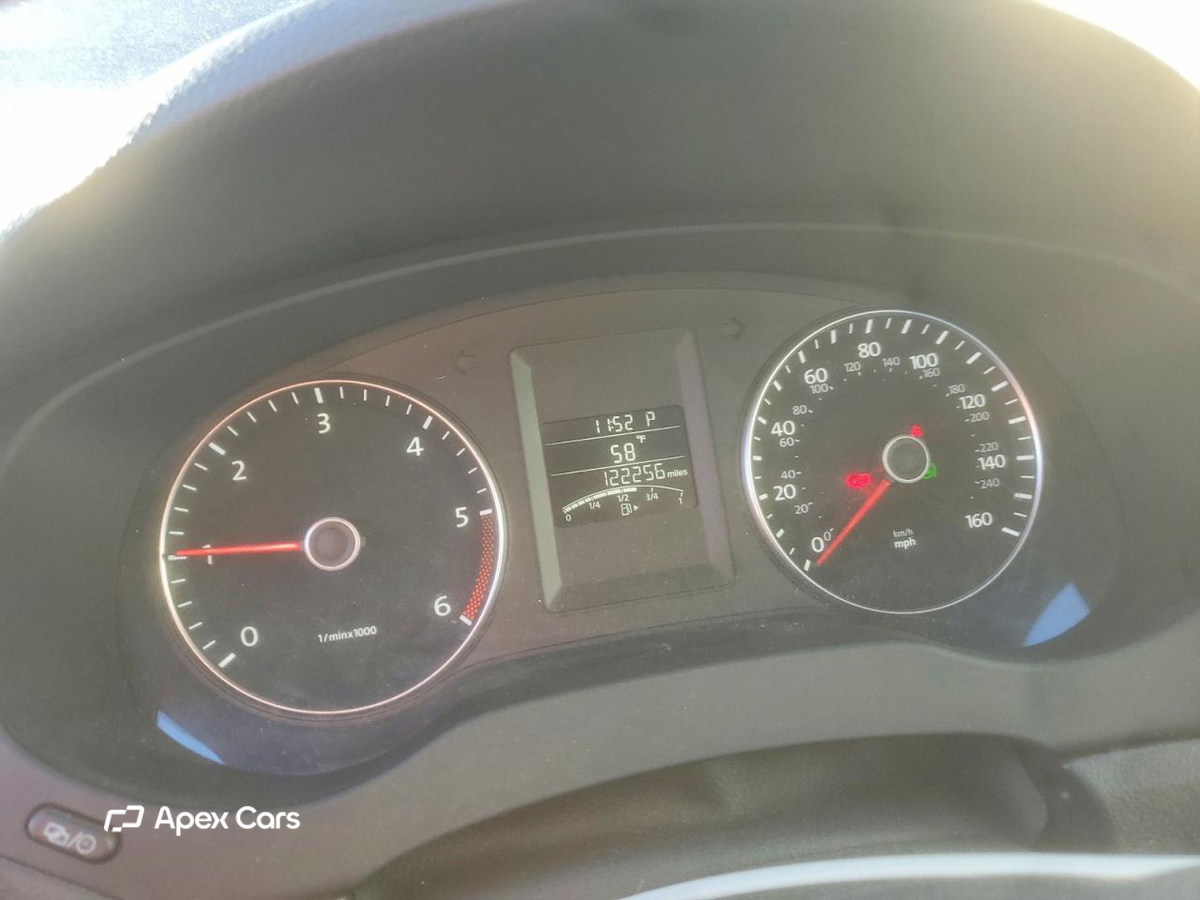 Volkswagen Jetta 2014