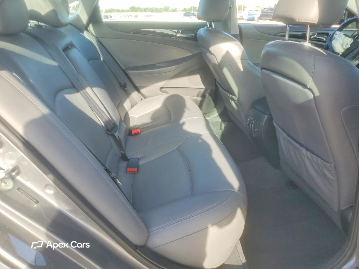 Hyundai Sonata 2013