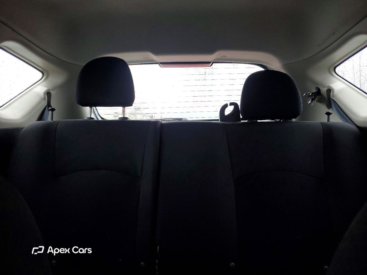 Nissan Versa 2016