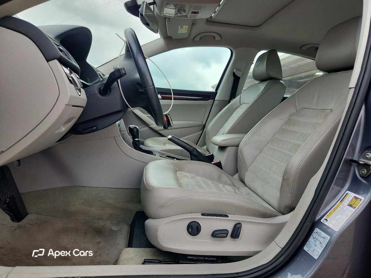 Volkswagen Passat 2014