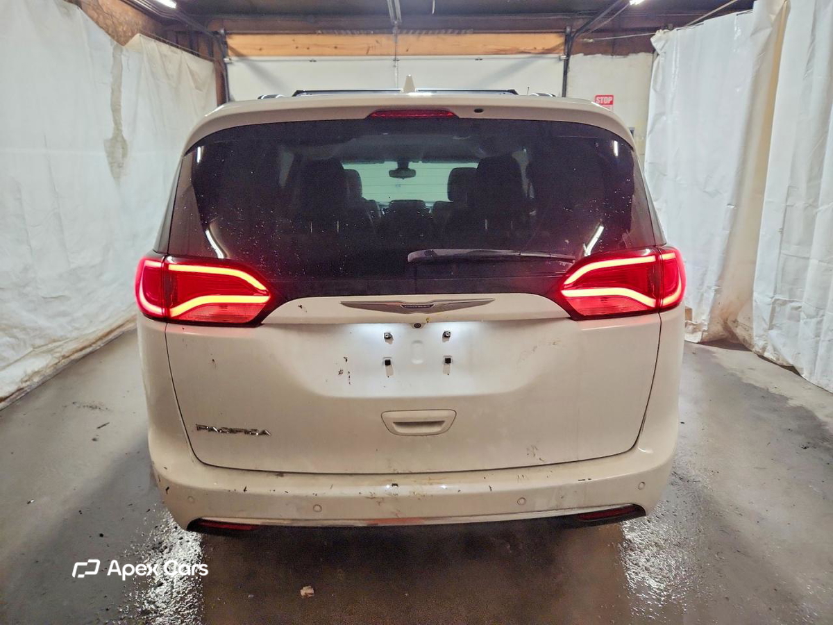 Chrysler Pacifica 2017