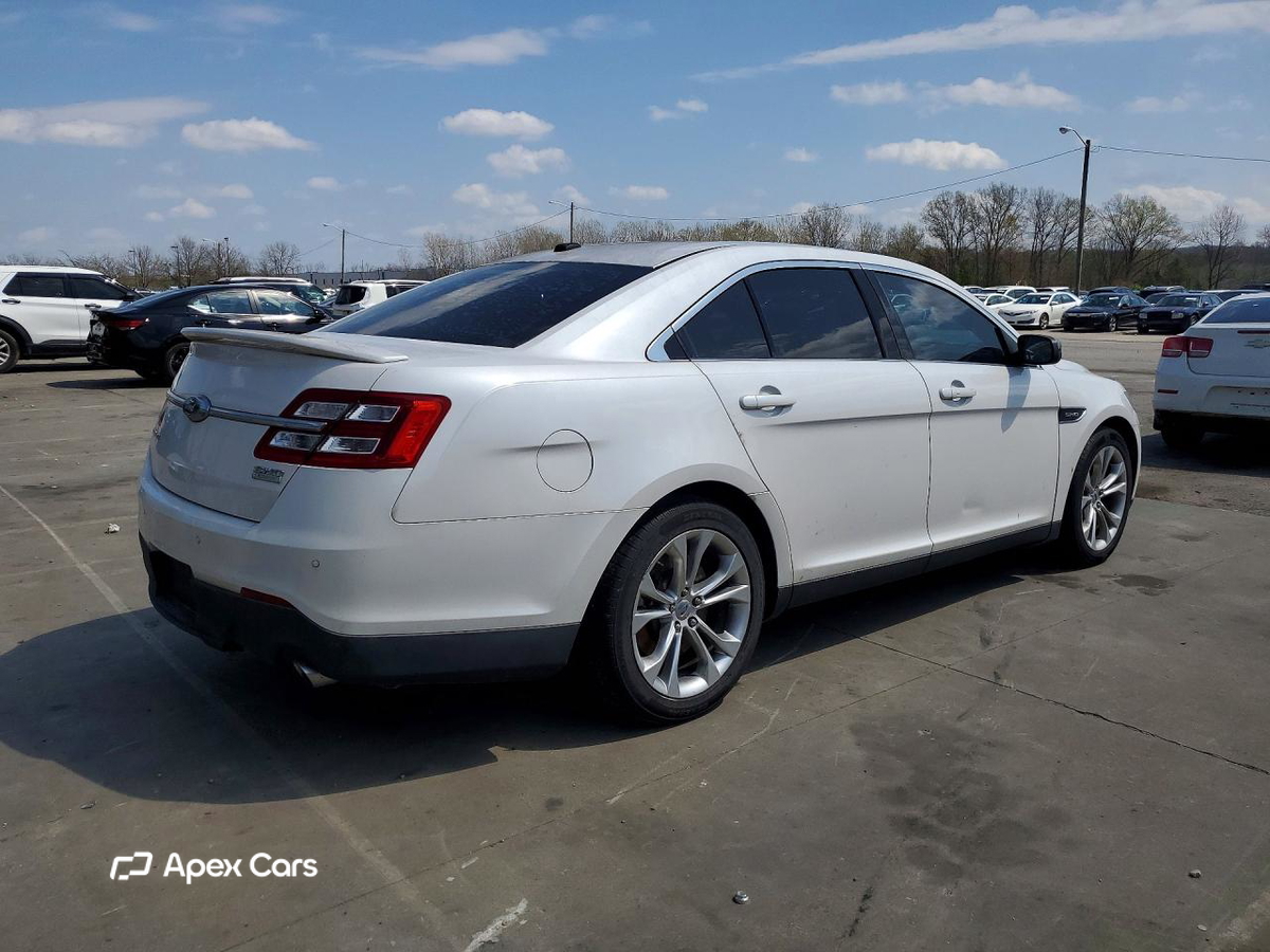 Ford Taurus 2013