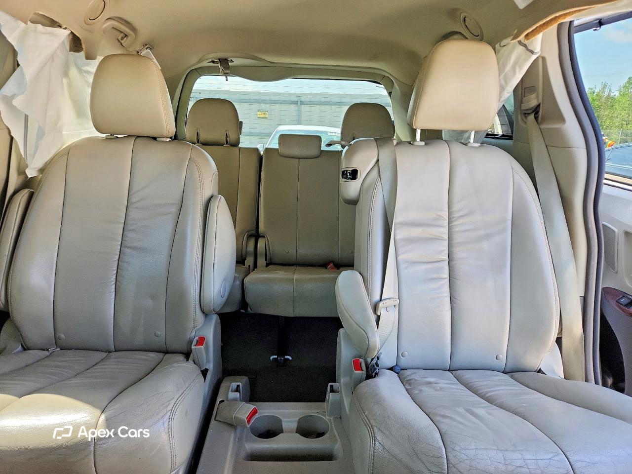 Toyota Sienna 2011