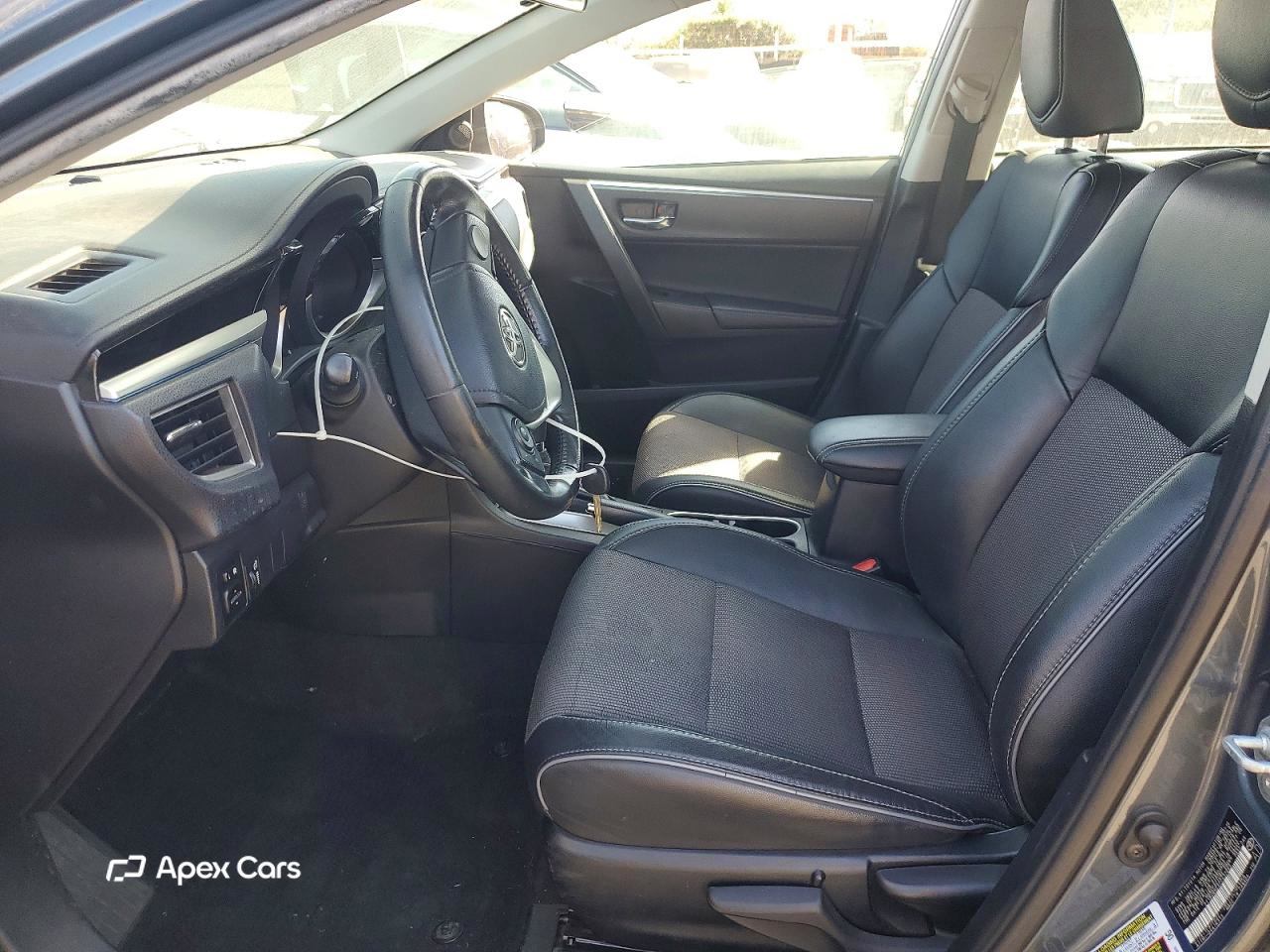 Toyota Corolla 2015