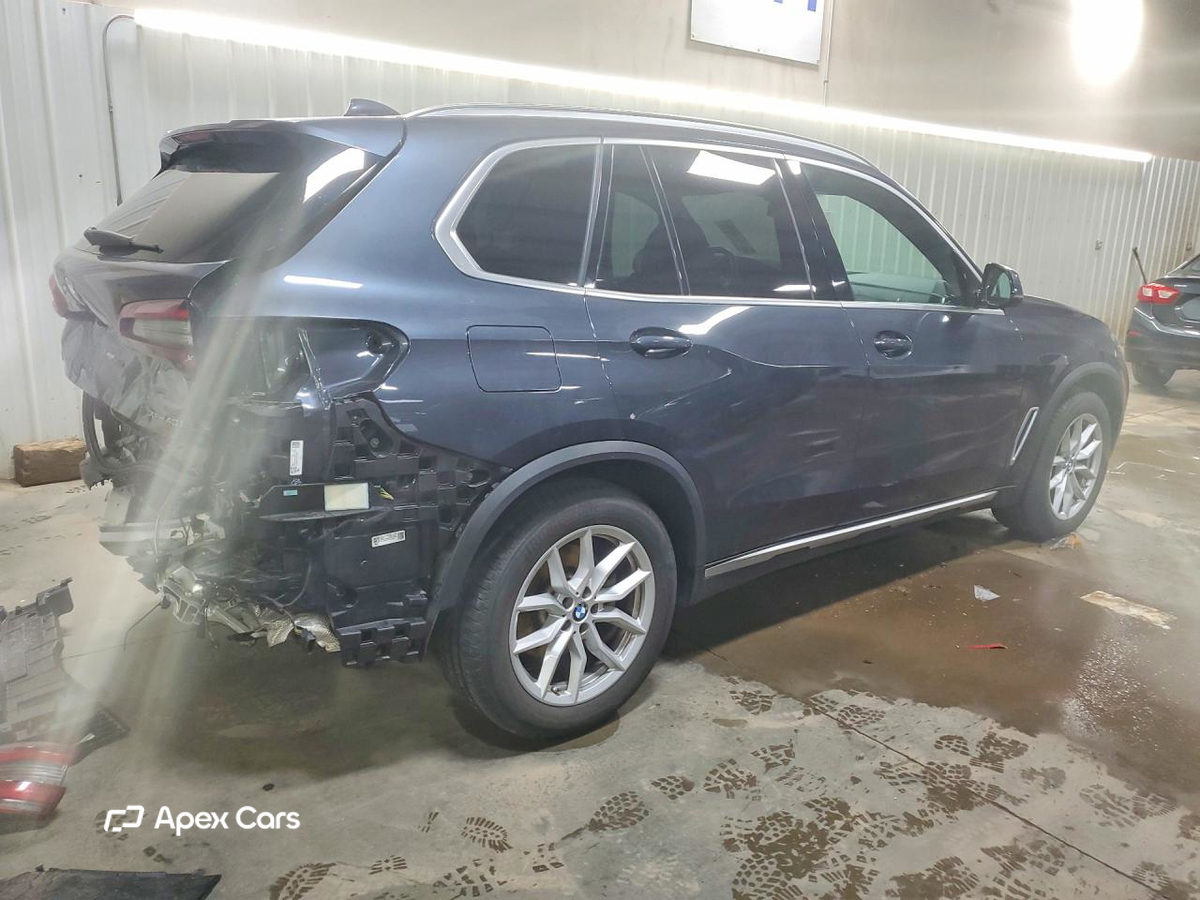 BMW X5 2021