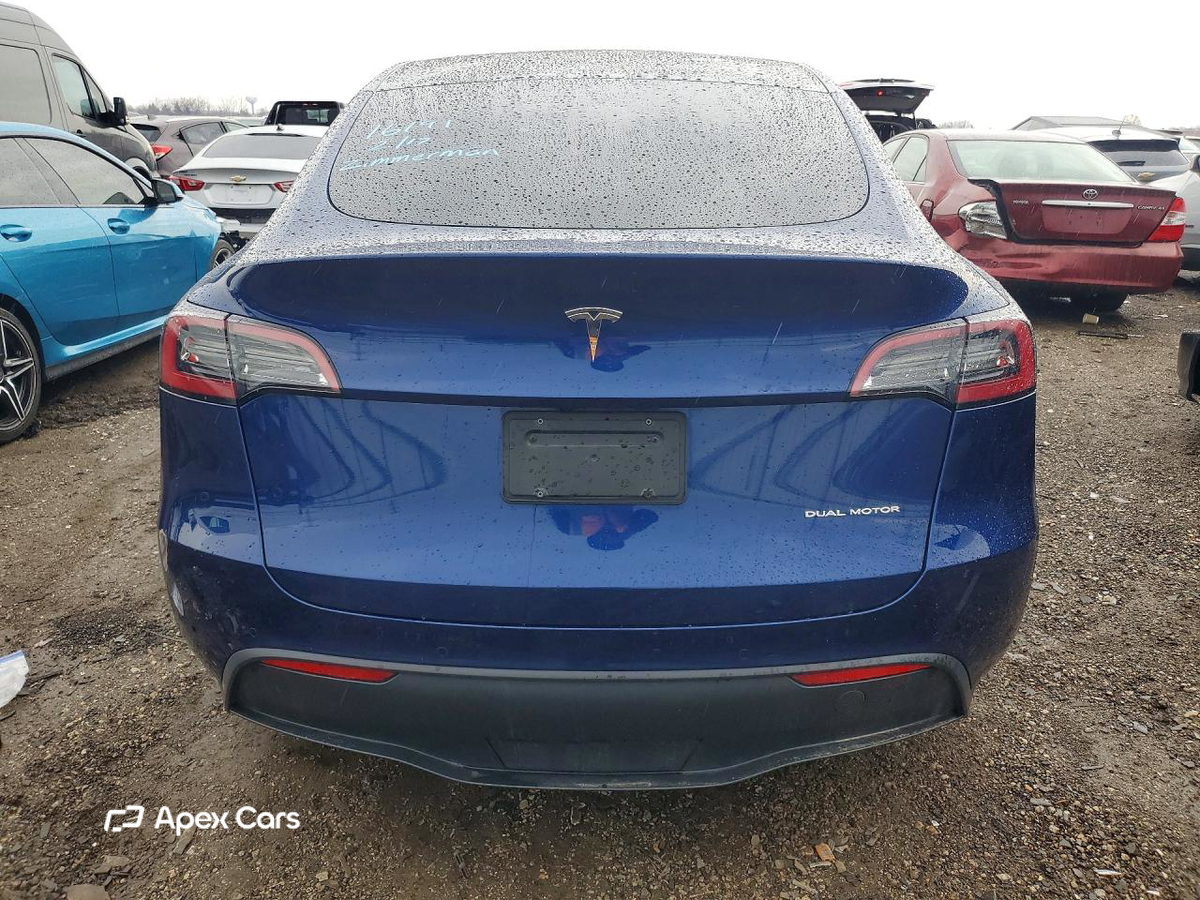 Tesla Model Y 2021