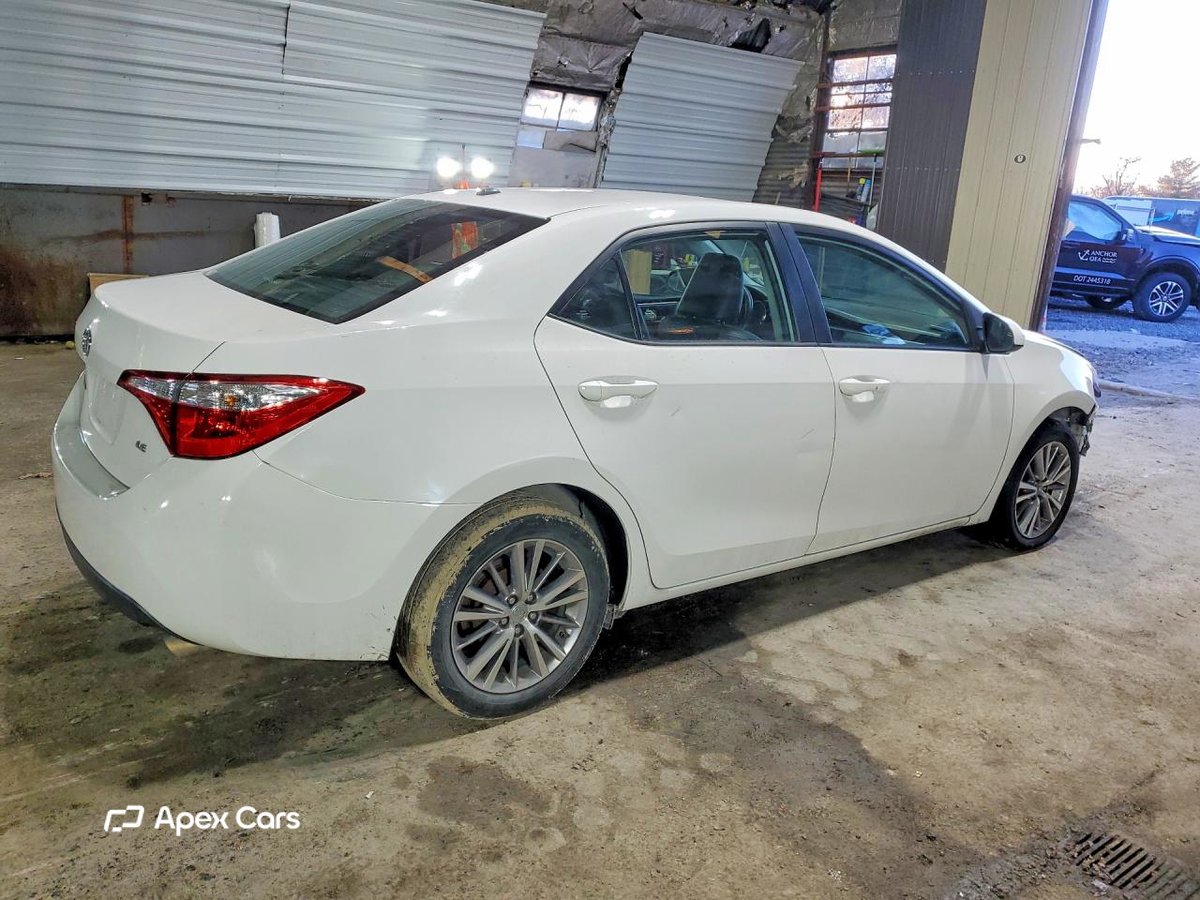 Toyota Corolla 2015