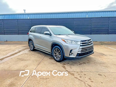 Toyota Highlander 2018 - Image 1 of 10