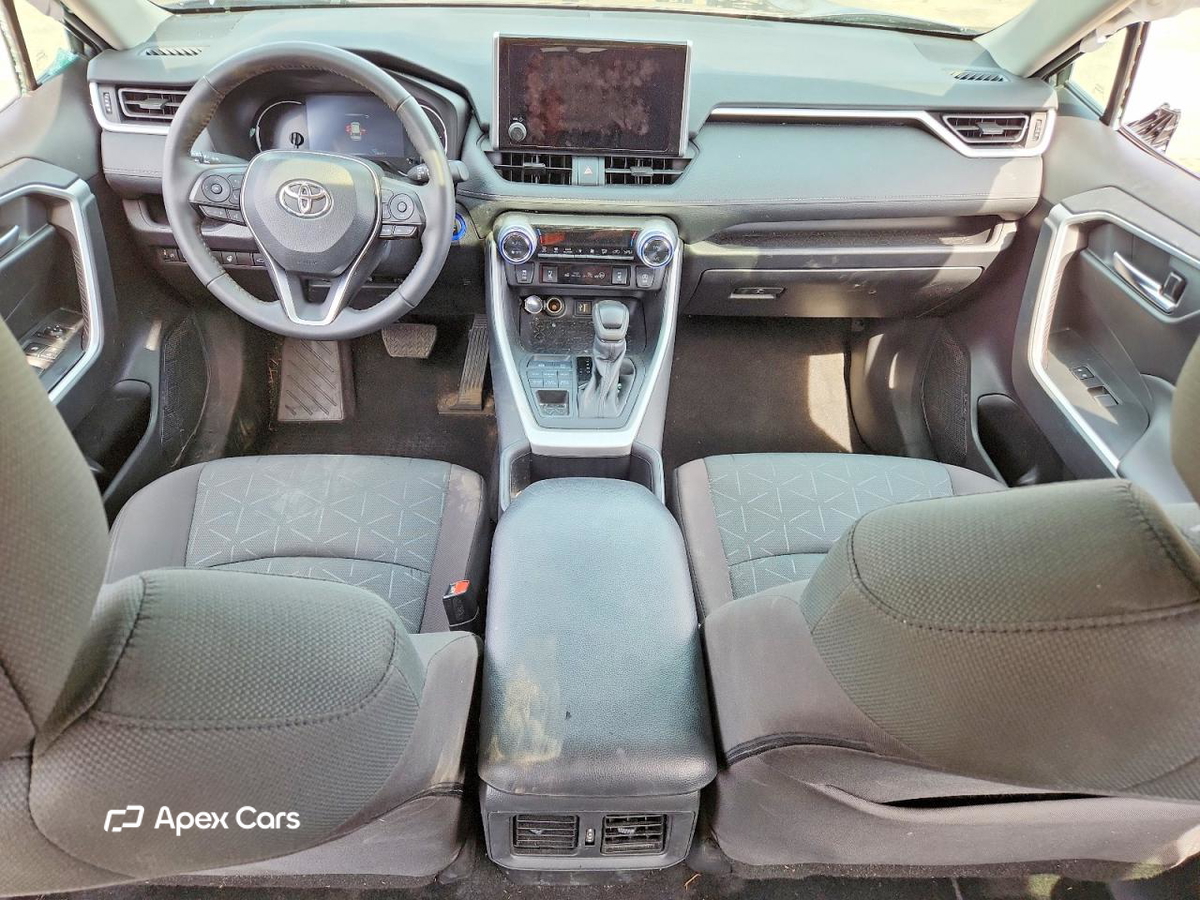 Toyota RAV 4 2024