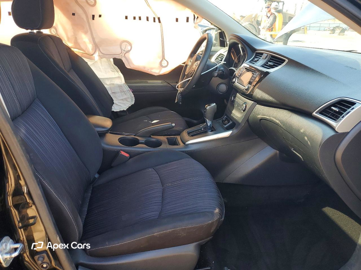 Nissan Sentra 2016