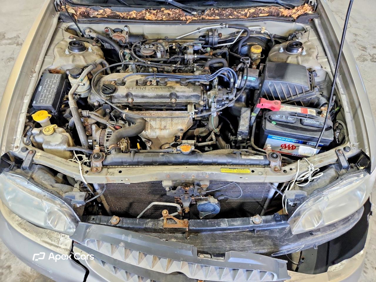 Nissan Altima 2000