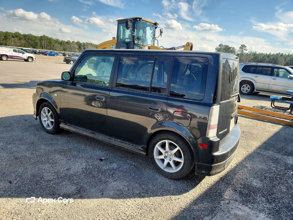 Scion xB 2006