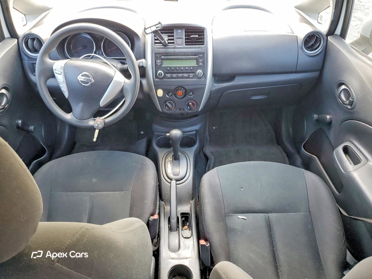 Nissan Versa 2015