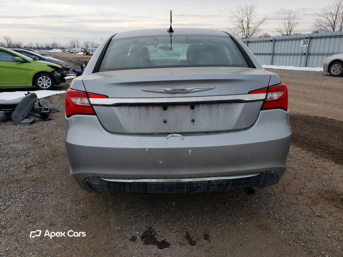 Chrysler 200 2013