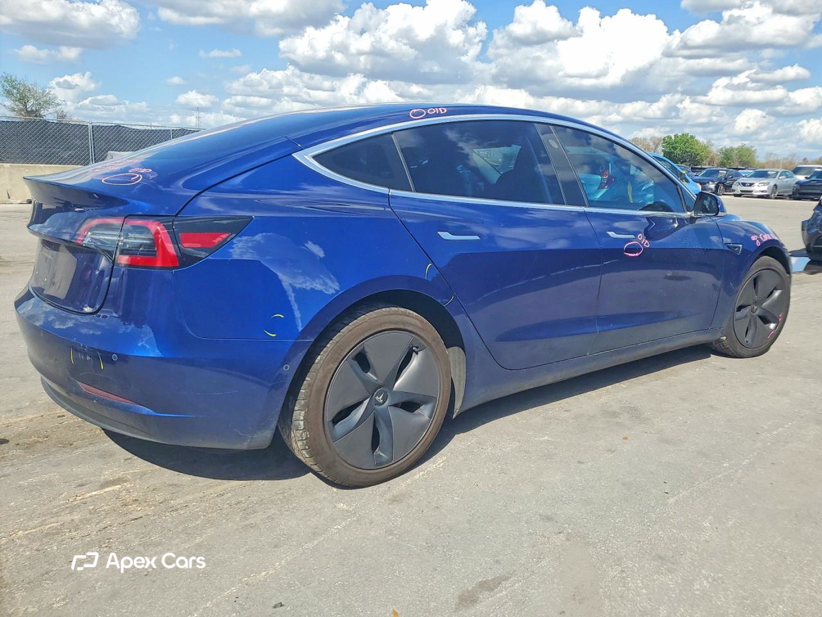 Tesla Model 3 2018