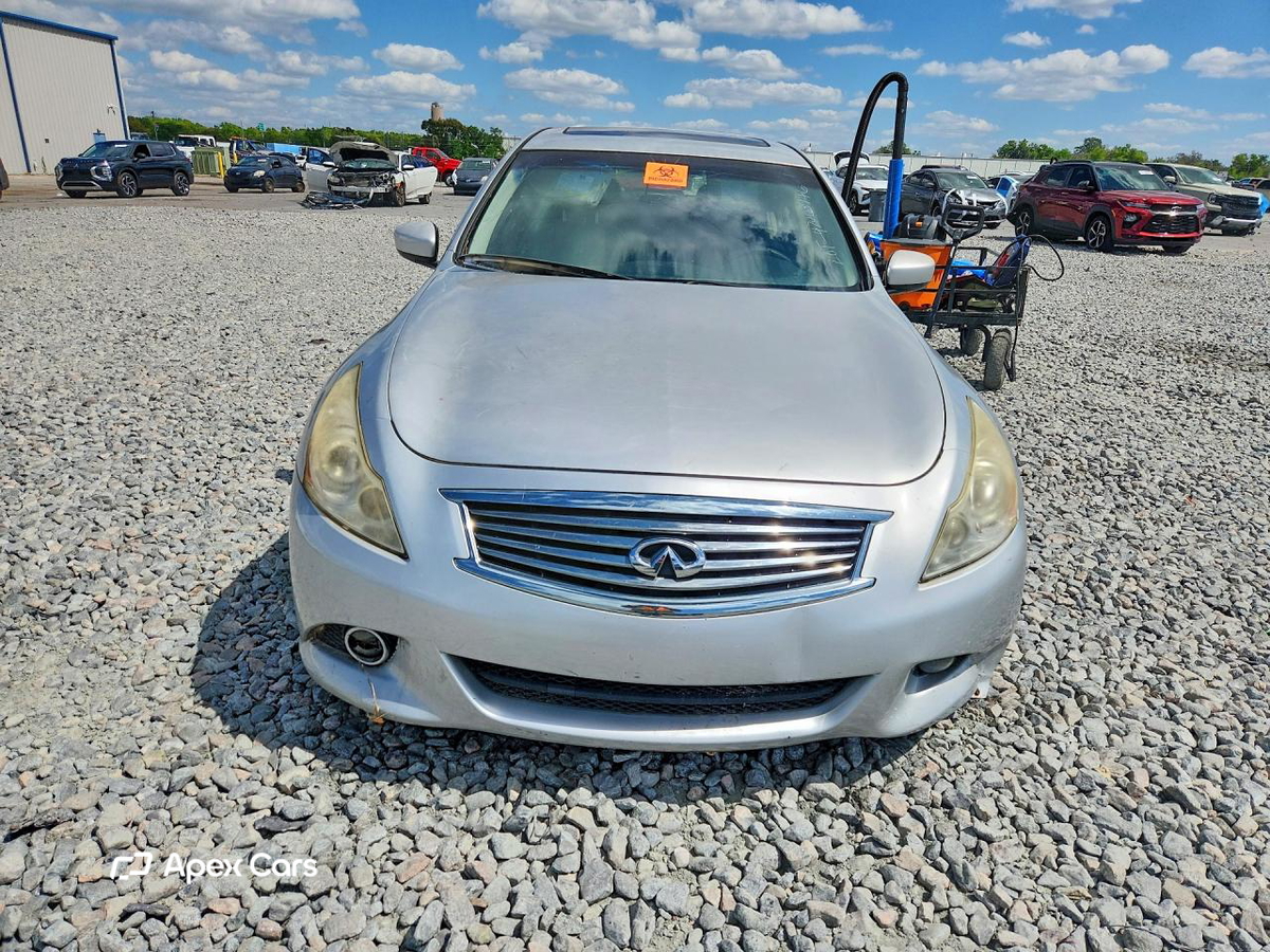 Infiniti G 2013