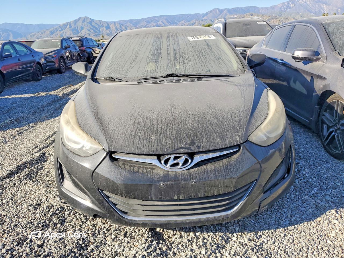 Hyundai Elantra 2016