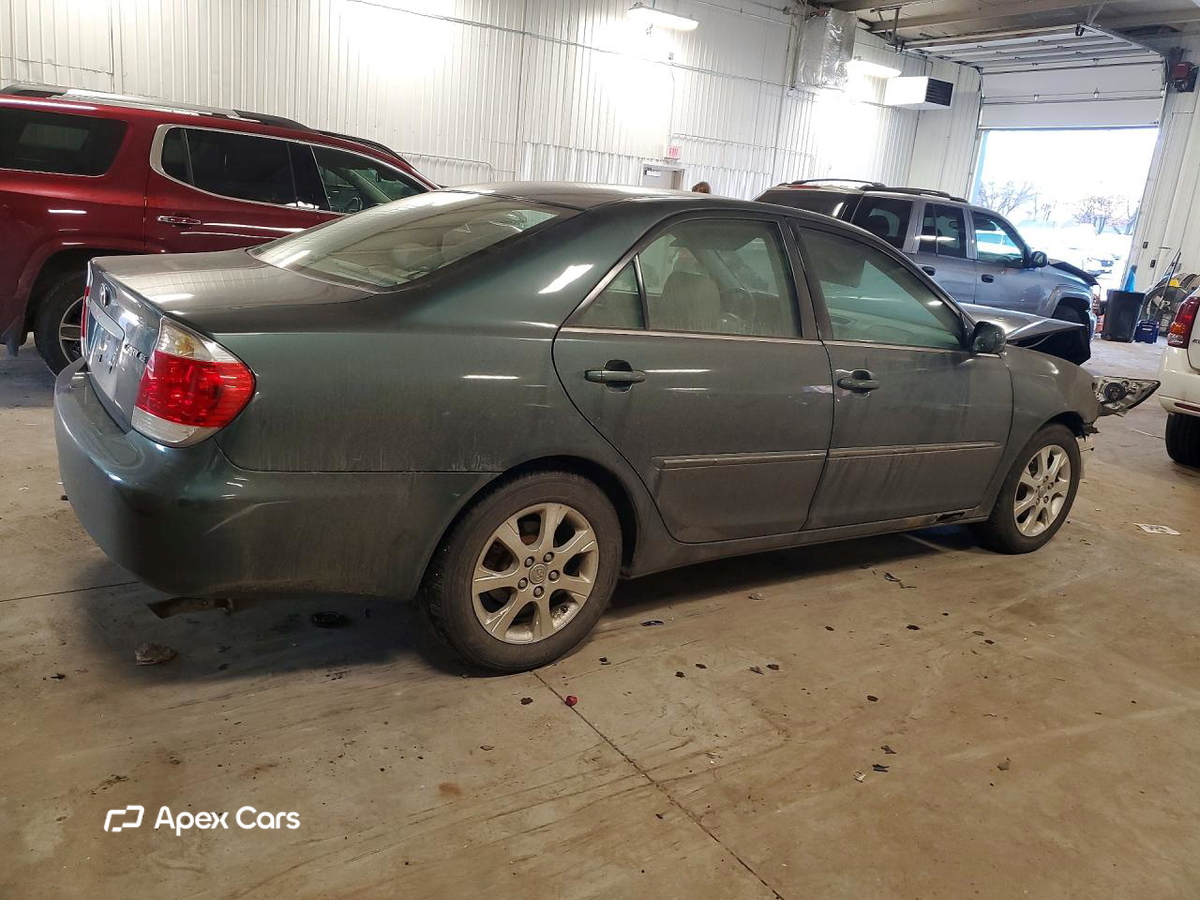 Toyota Camry 2005