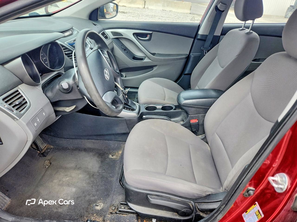 Hyundai Elantra 2016