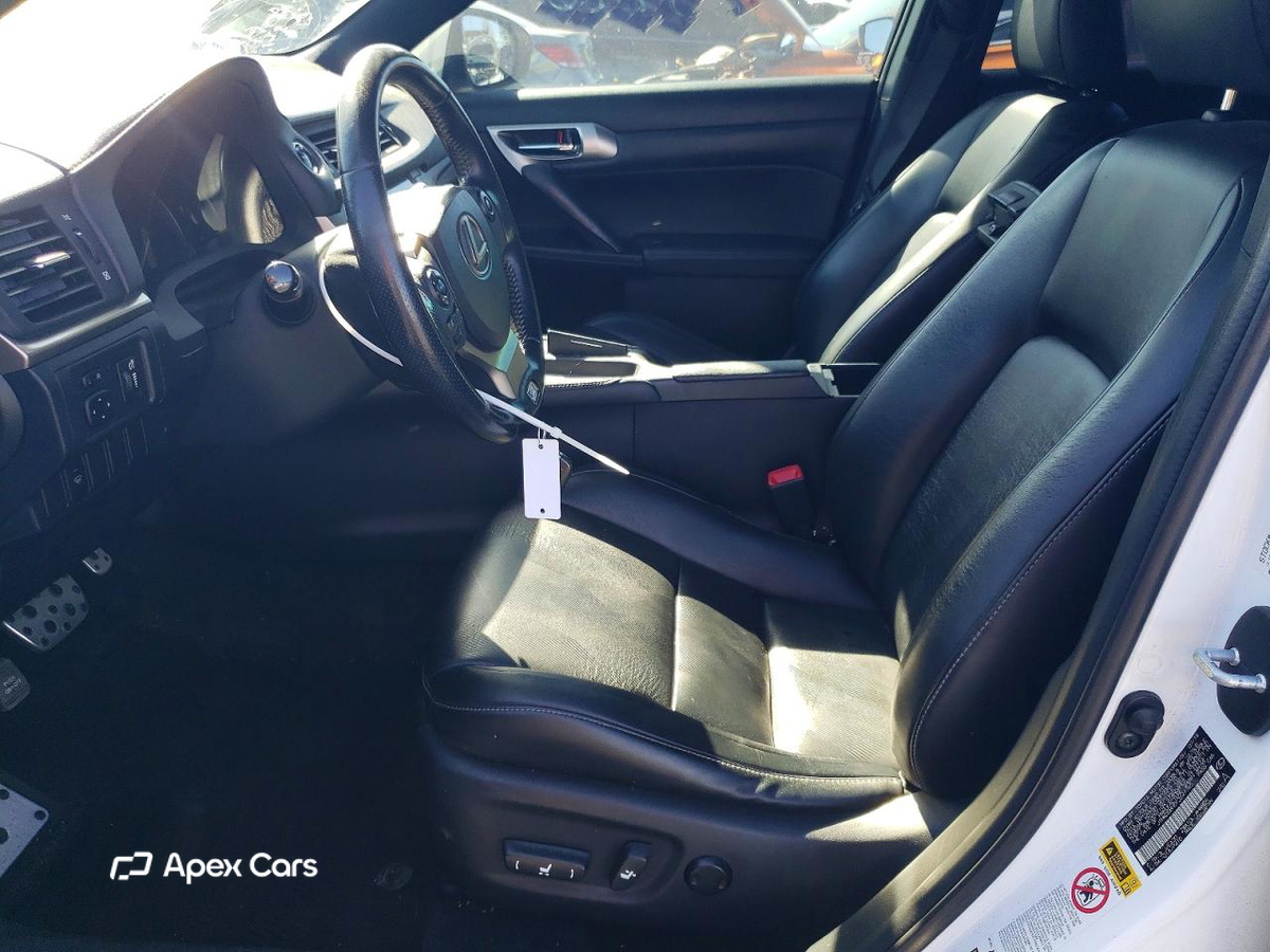 Lexus CT 2015