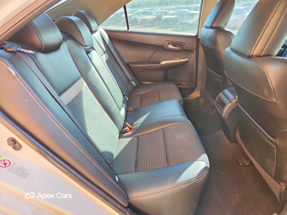 Toyota Camry 2012