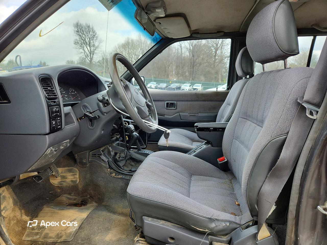Nissan Pathfinder 1995