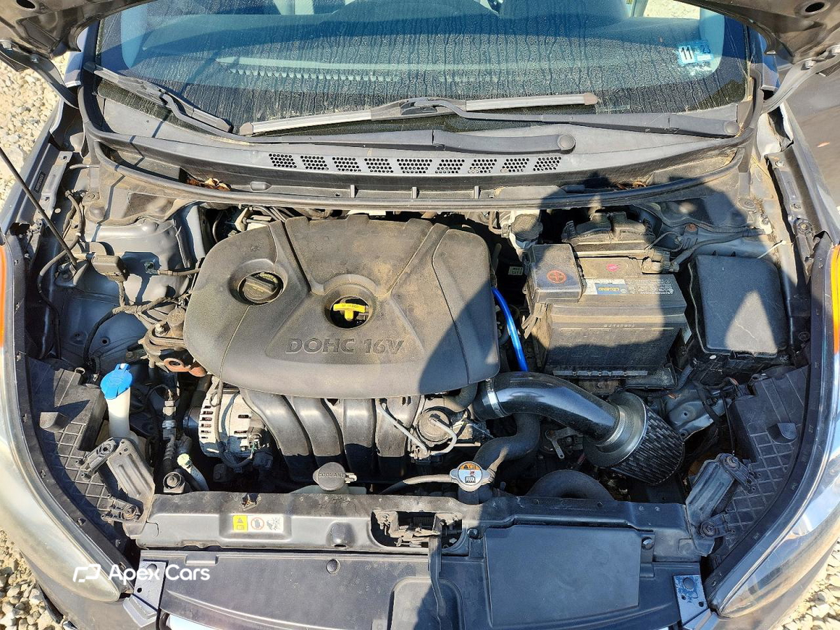 Hyundai Elantra 2013