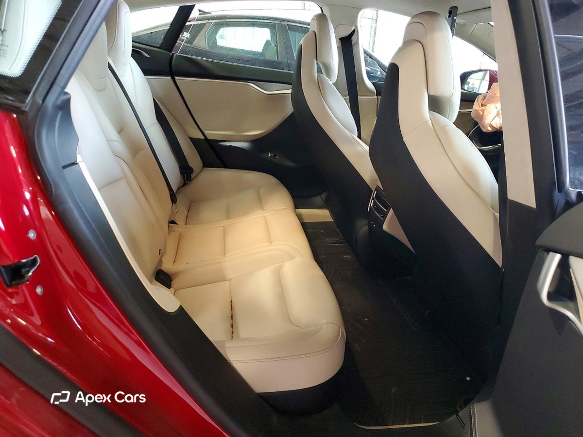 Tesla Model S 2018