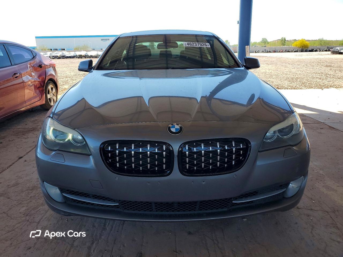 BMW Series 5 2012