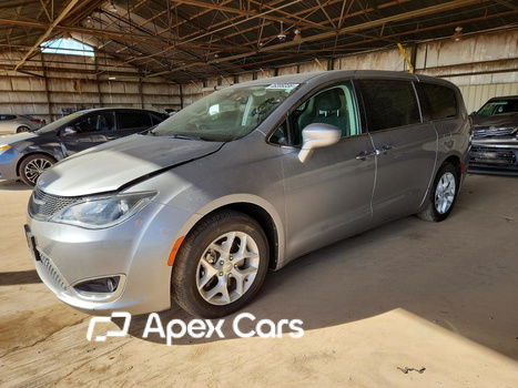 Chrysler Pacifica 2018 - Image 1 of 13