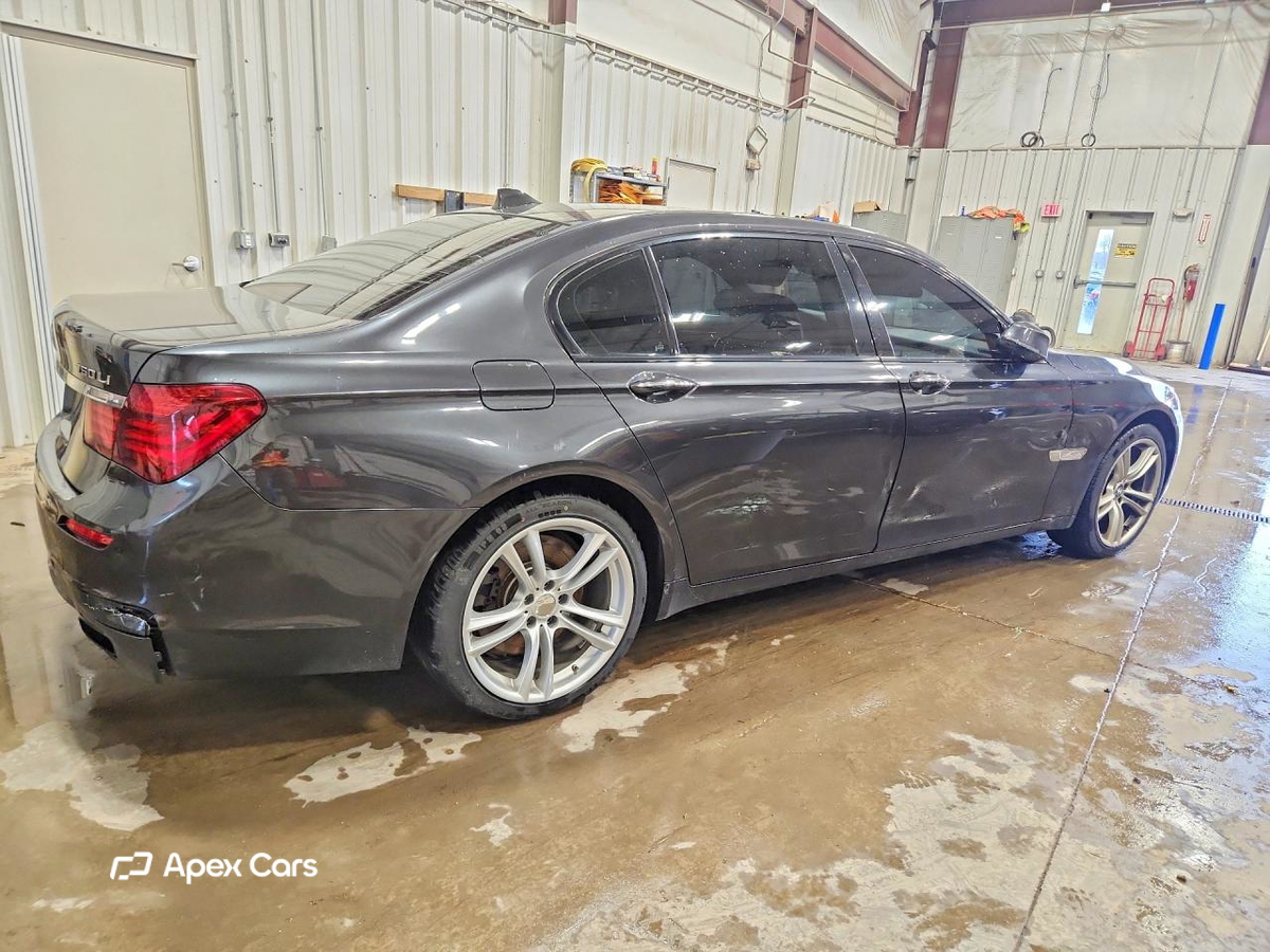 BMW Series 7 2014