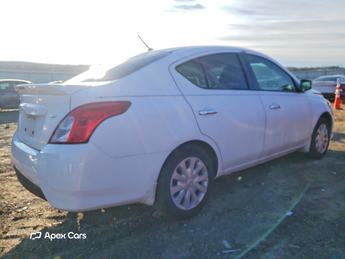 Nissan Versa 2017