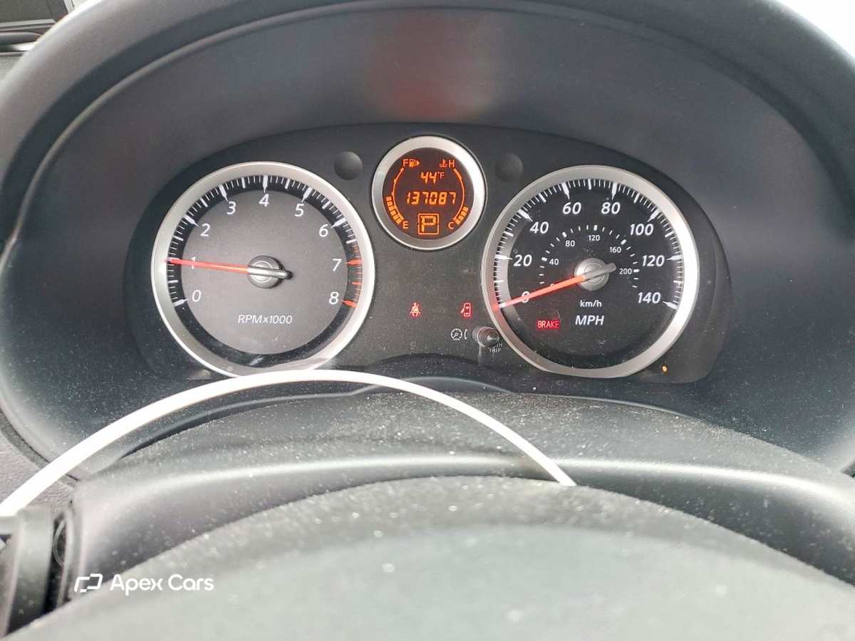 Nissan Sentra 2010