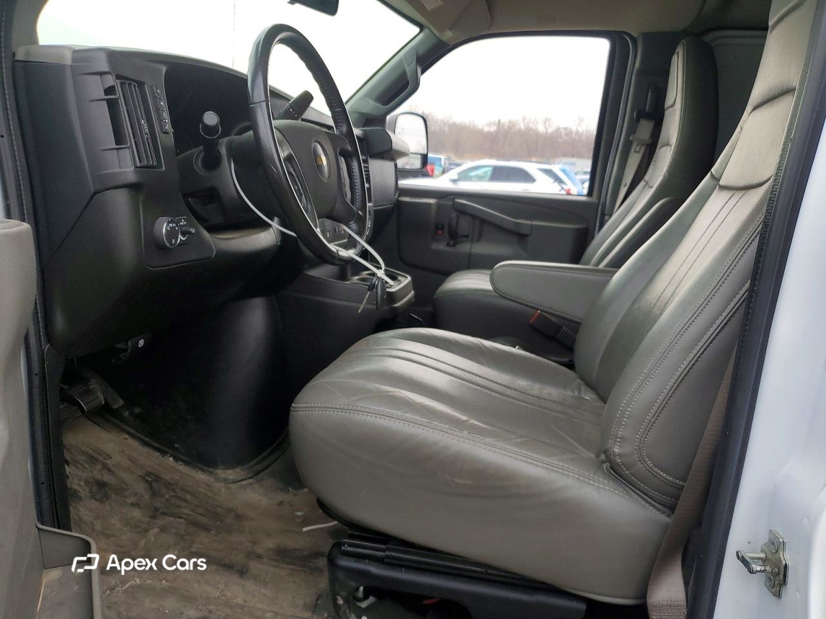 Chevrolet Express 2023