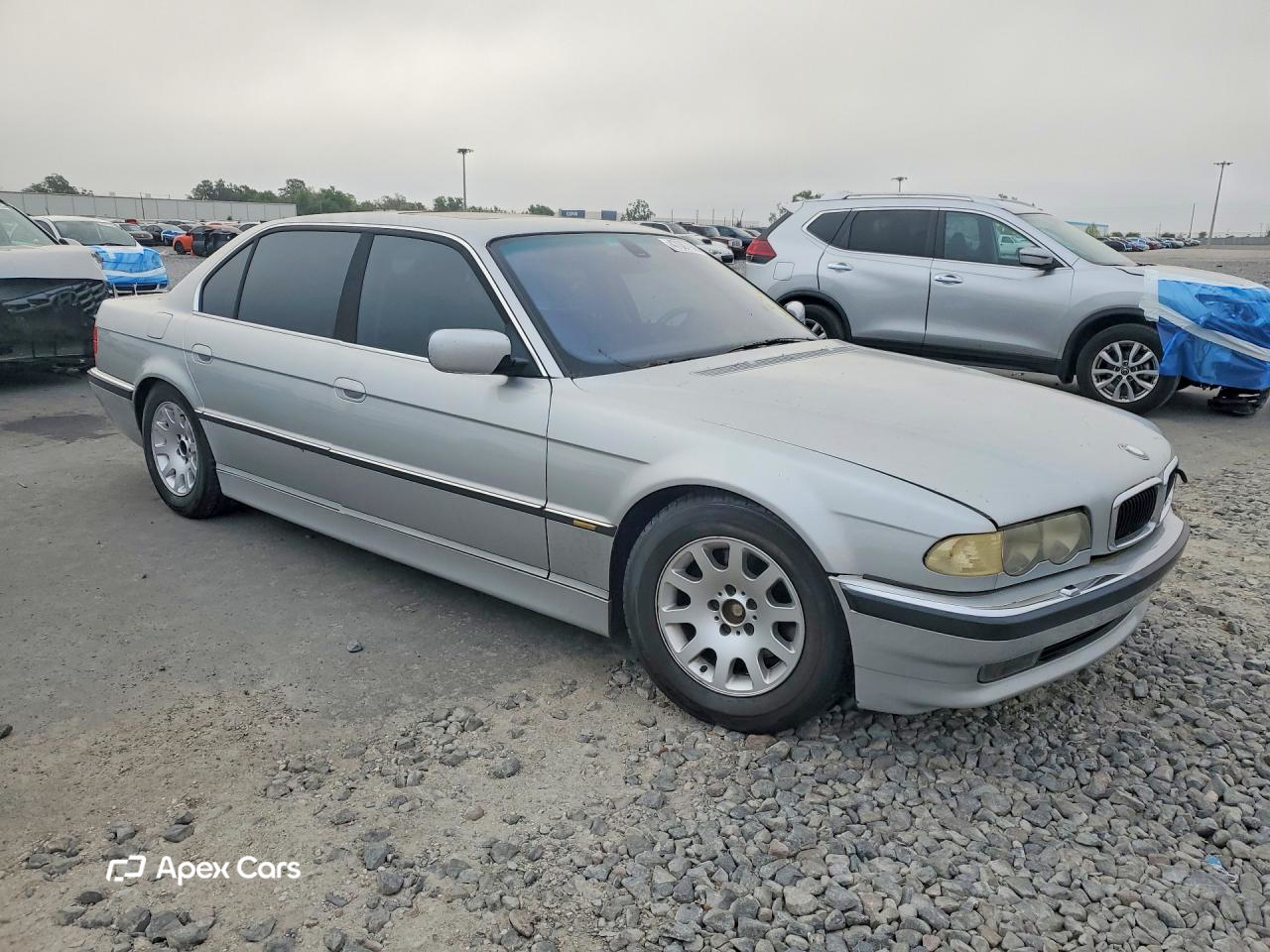 BMW Series 7 2001
