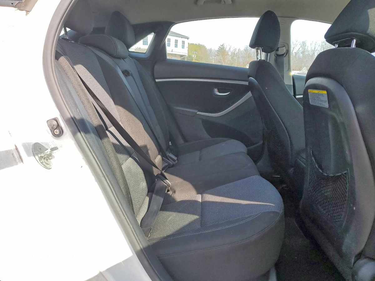 Hyundai Elantra 2013