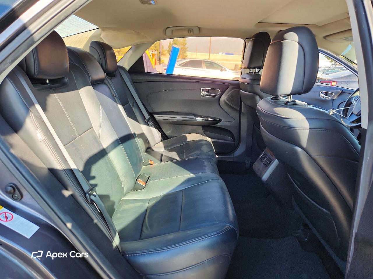 Toyota Avalon 2015